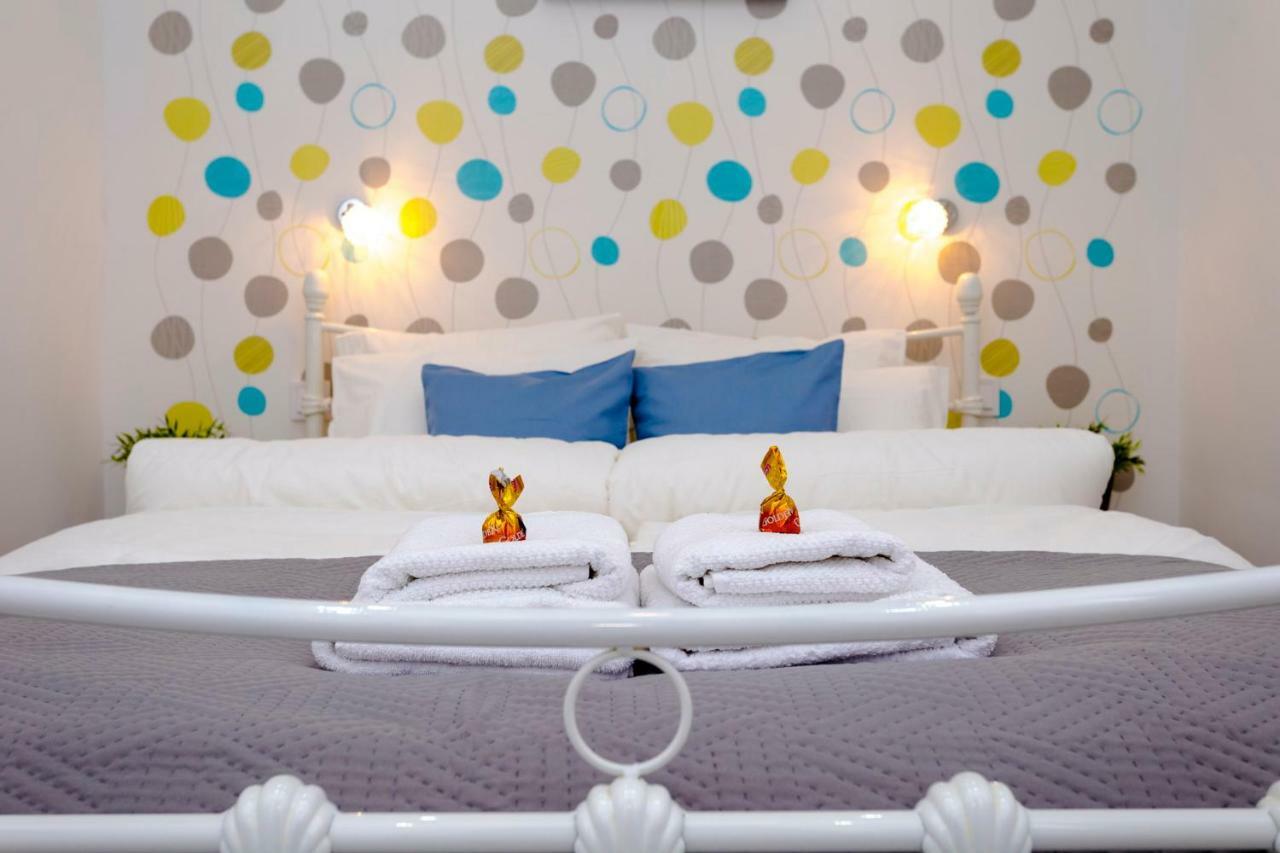 Boutique Residence Jokai - Apartment In The City Center บูดาเปสต์ ภายนอก รูปภาพ