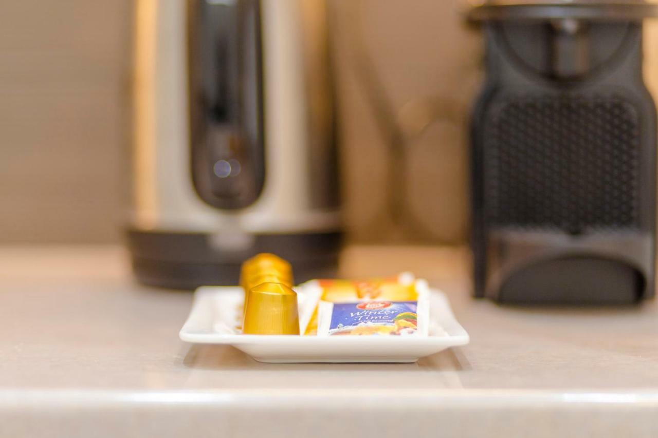 Boutique Residence Jokai - Apartment In The City Center บูดาเปสต์ ภายนอก รูปภาพ