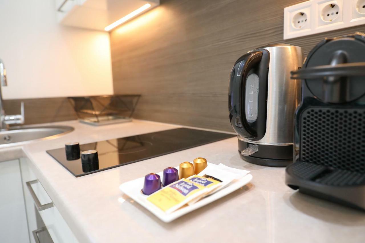 Boutique Residence Jokai - Apartment In The City Center บูดาเปสต์ ภายนอก รูปภาพ