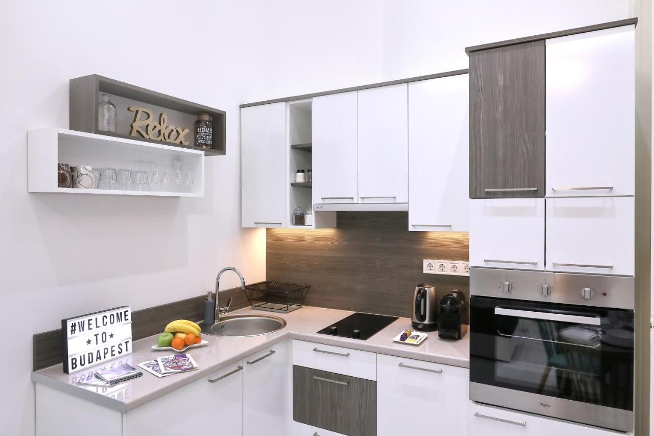 Boutique Residence Jokai - Apartment In The City Center บูดาเปสต์ ห้อง รูปภาพ